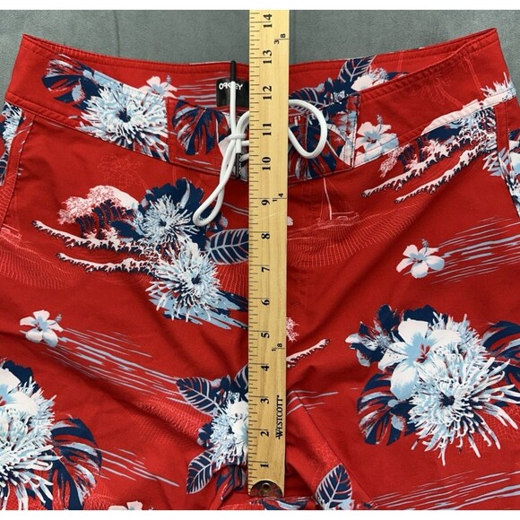Oakley Tropical Bloom Men's 33 x 7 Swim Board Shorts Red Multicolor Thin Lace Up - Picture 11 of 13